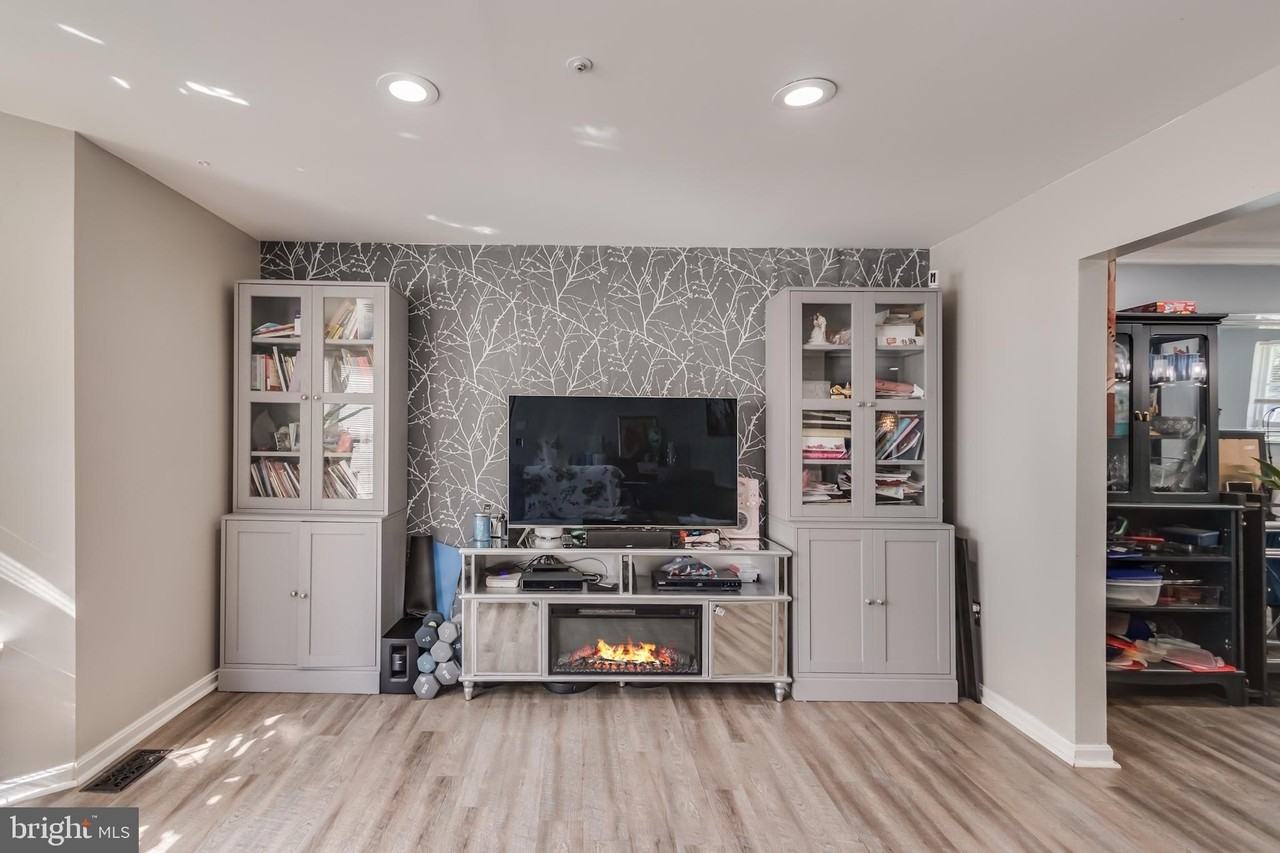 3107 La Dova Way - Photo 7 of 31