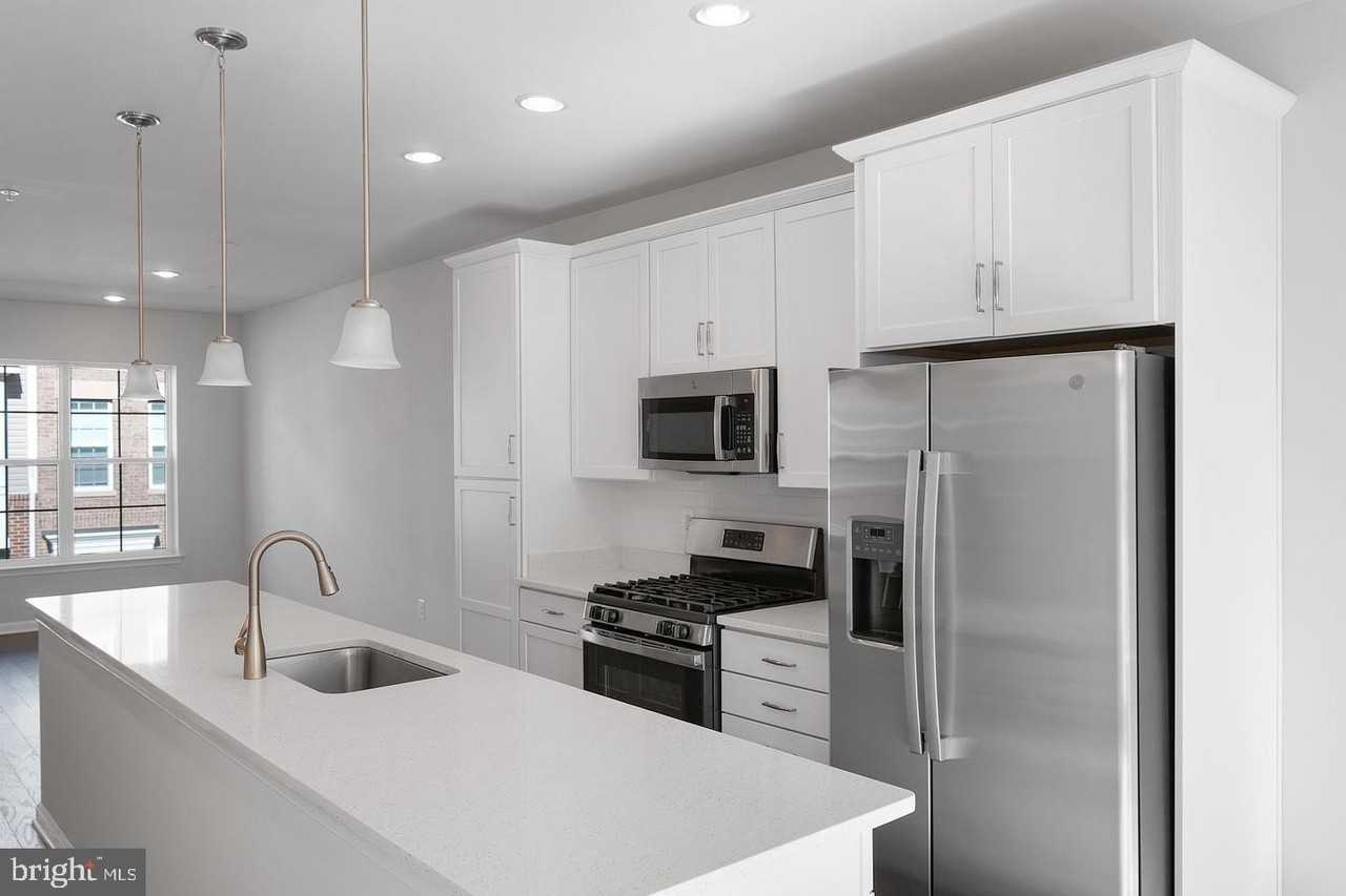 12504 Adobe Aly - Photo 6 of 36