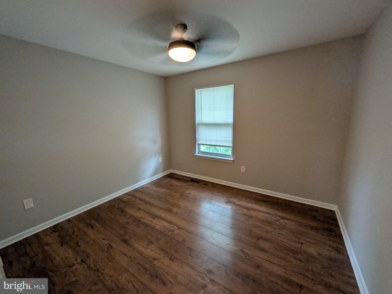 107 Chessie Ct - Photo 7 of 9