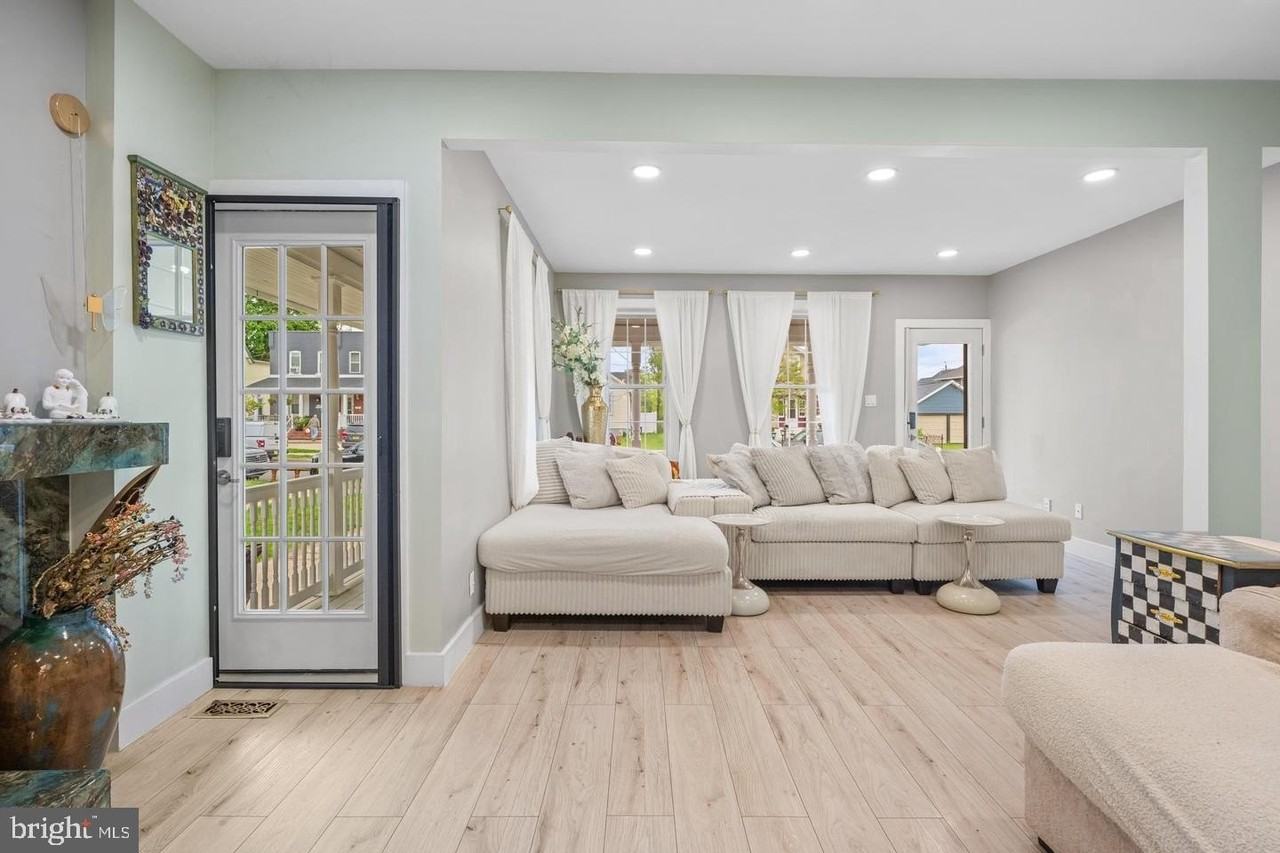 121 Cleveland Ave - Photo 6 of 35