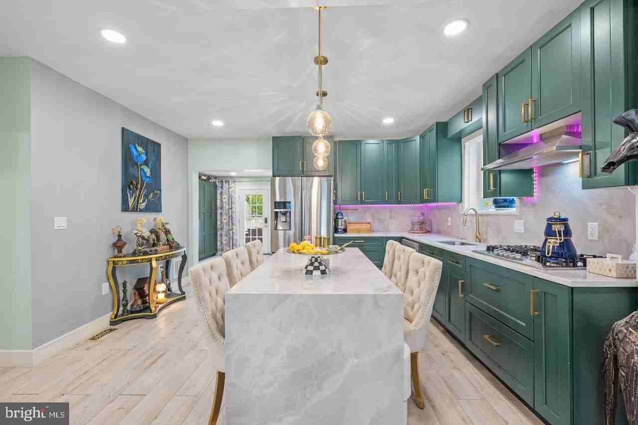 121 Cleveland Ave - Photo 7 of 35