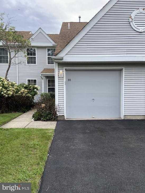38 Magnolia Ct - Photo 2 of 24