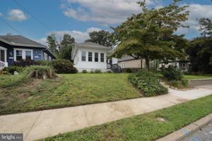 featured image of 724 Willitts Ave