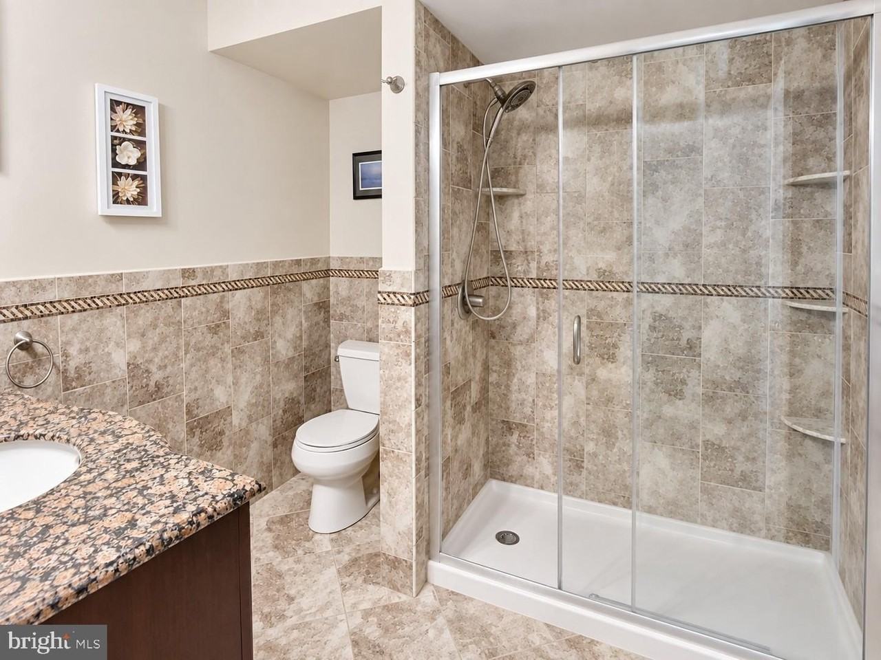 207 Salem Ct #11 - Photo 6 of 10
