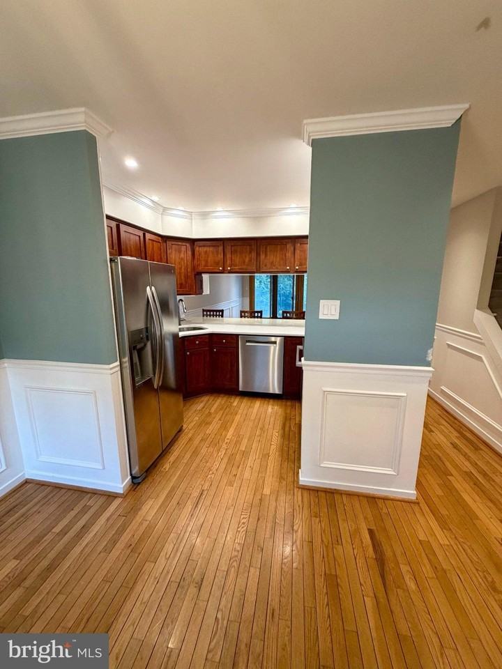 504 Cheswold Ct #504 - Photo 3 of 25