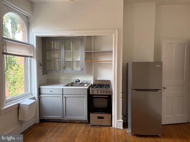 423 S 15th St #3FRONT - Photo 4 of 11
