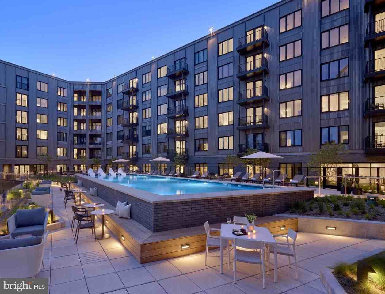 1200 Normandy Pl #1516