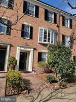 featured image of 407 S Pitt St