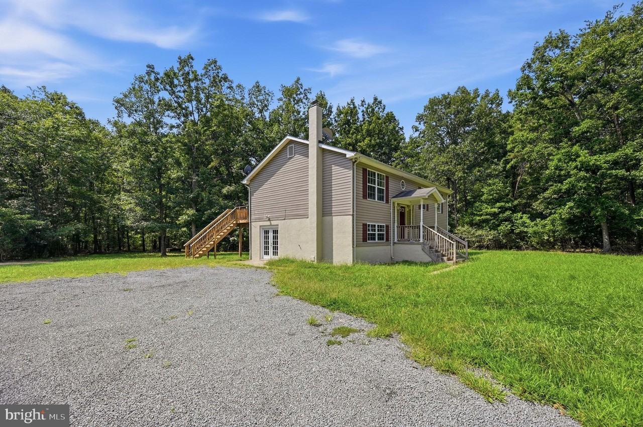 20134 Mt Pony Rd - Photo 3 of 50