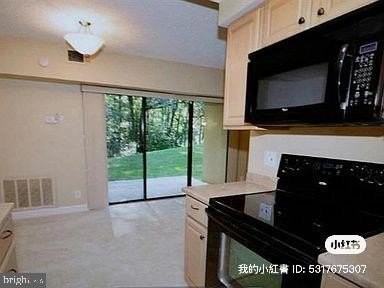 11651 Stoneview Sq #2B - Photo 5 of 13