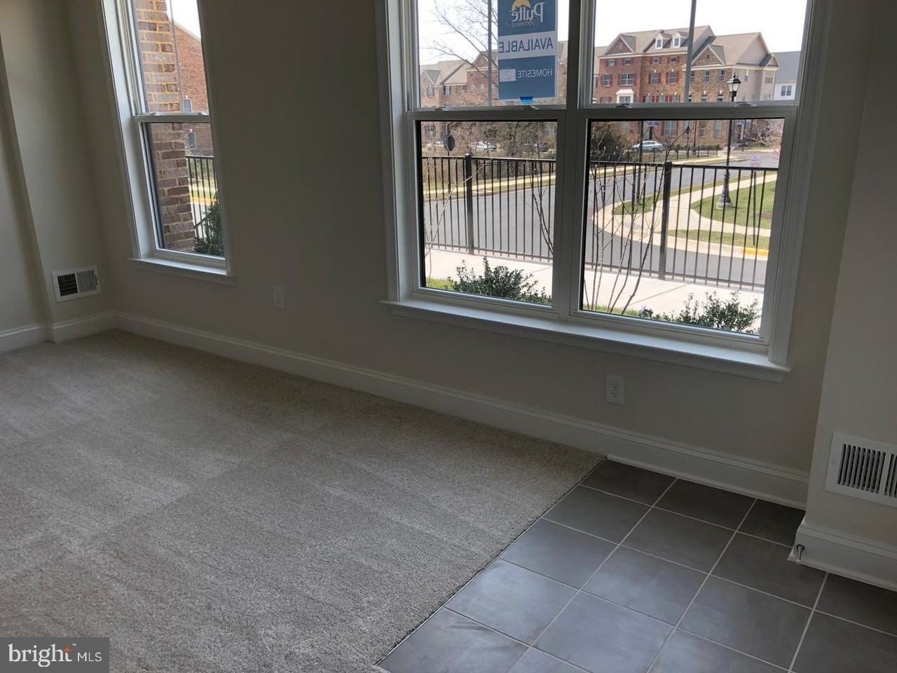 22584 Windsor Locks Sq - Photo 6 of 20