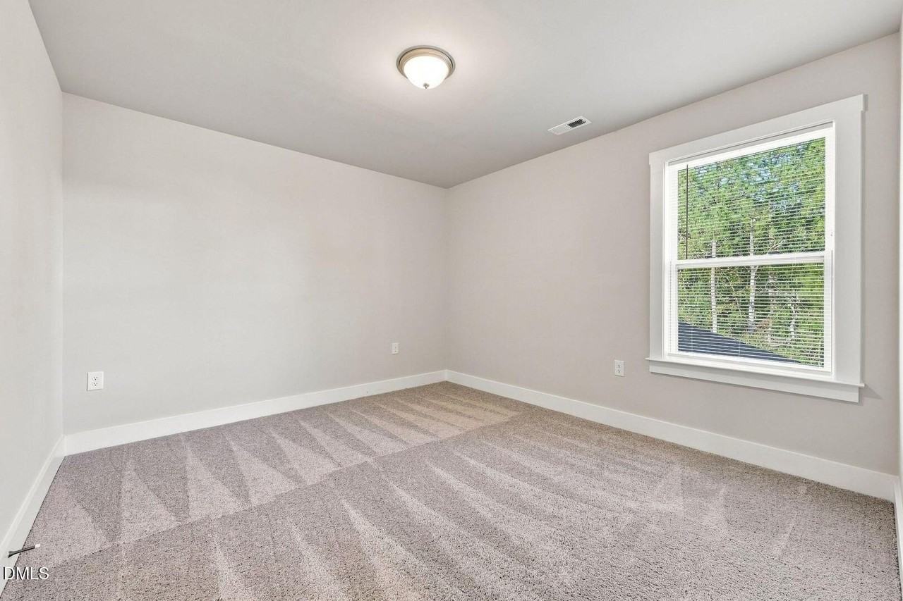 286 Duncan Creek Rd - Photo 5 of 46