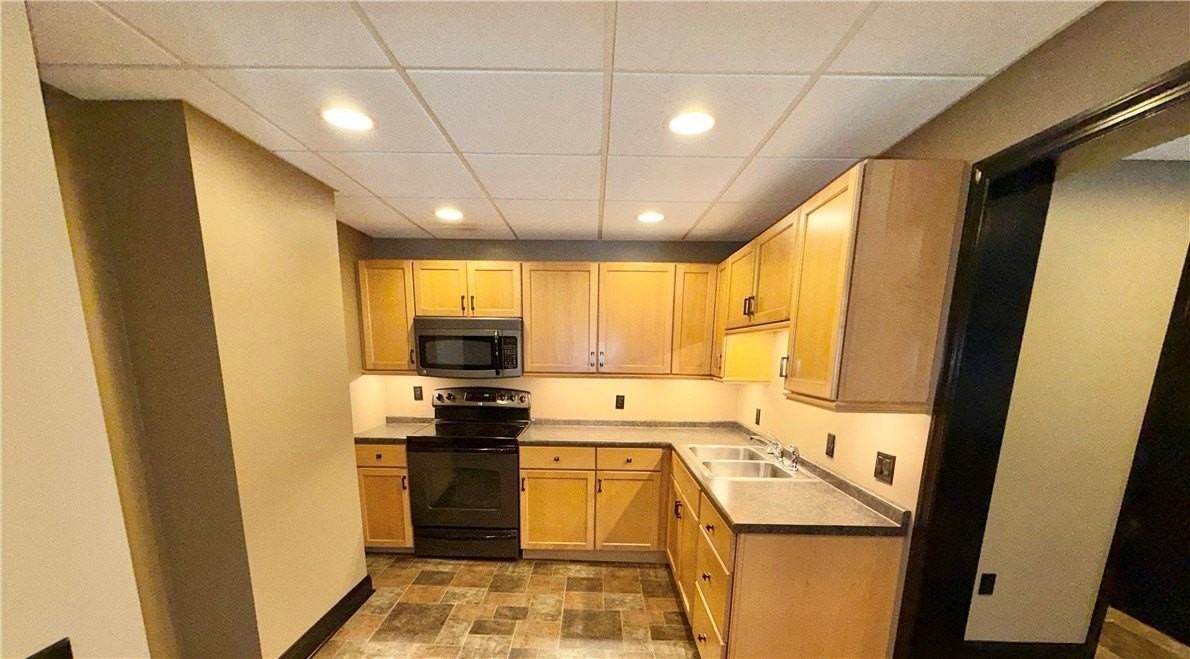 5 1/2 N Gallatin Ave - Photo 3 of 16