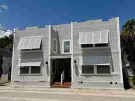 featured image of 107 Washington St