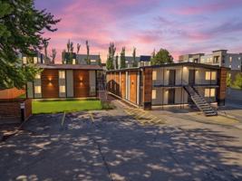 featured image of 831 W Lennox St