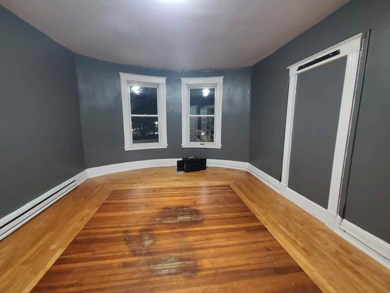 218 West Street - Photo 2 of 18