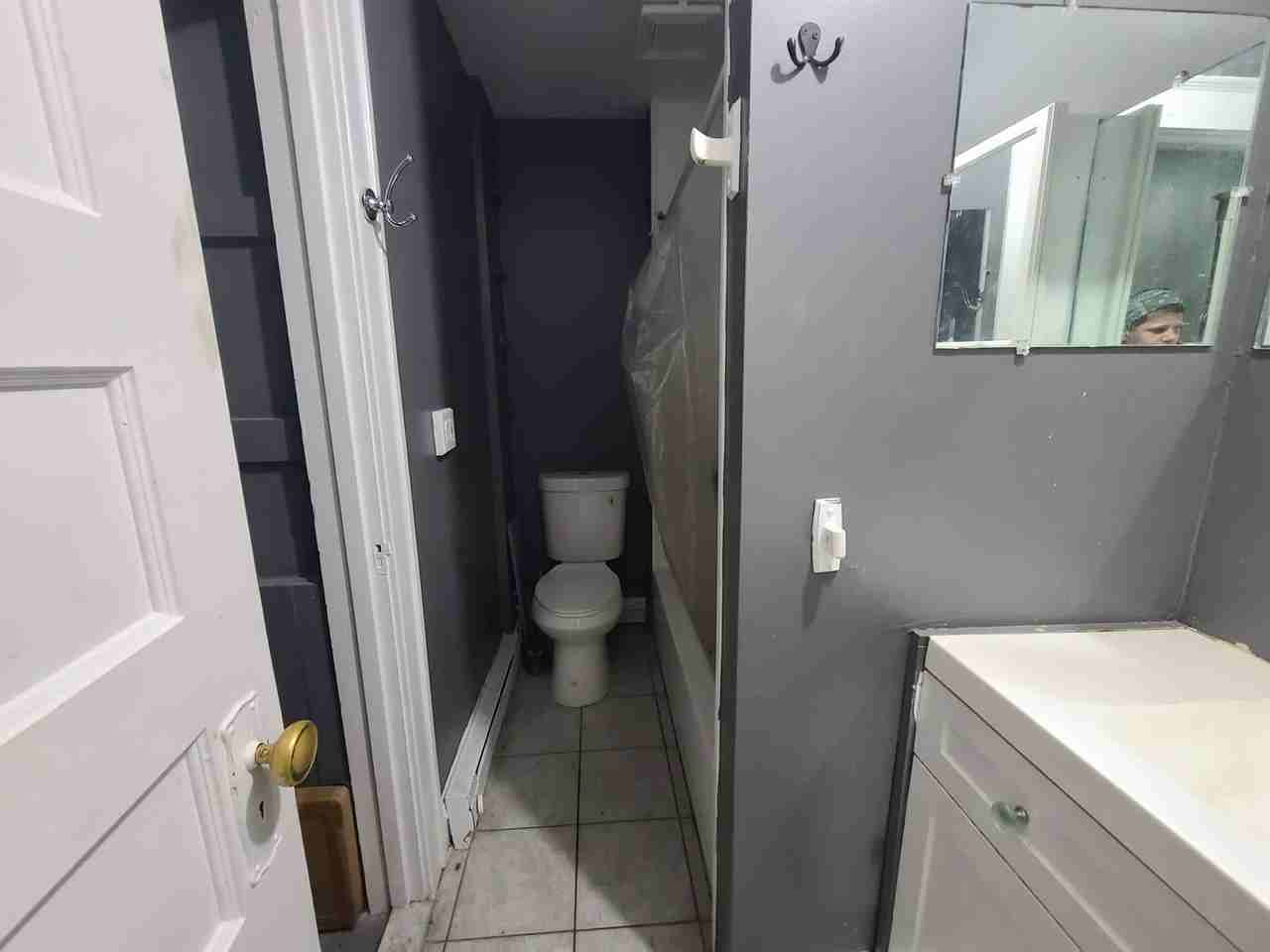 218 West Street - Photo 5 of 18