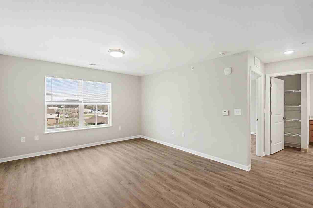 Bridlewood Crossing - Photo 6 of 34