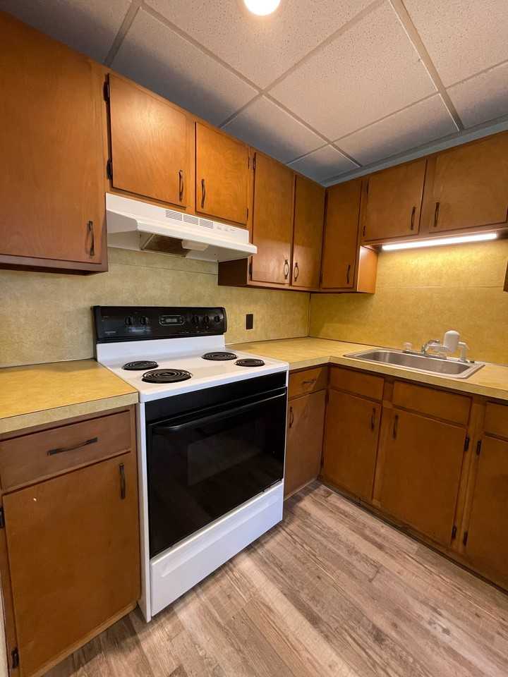 101 South Market Street - Photo 5 of 12