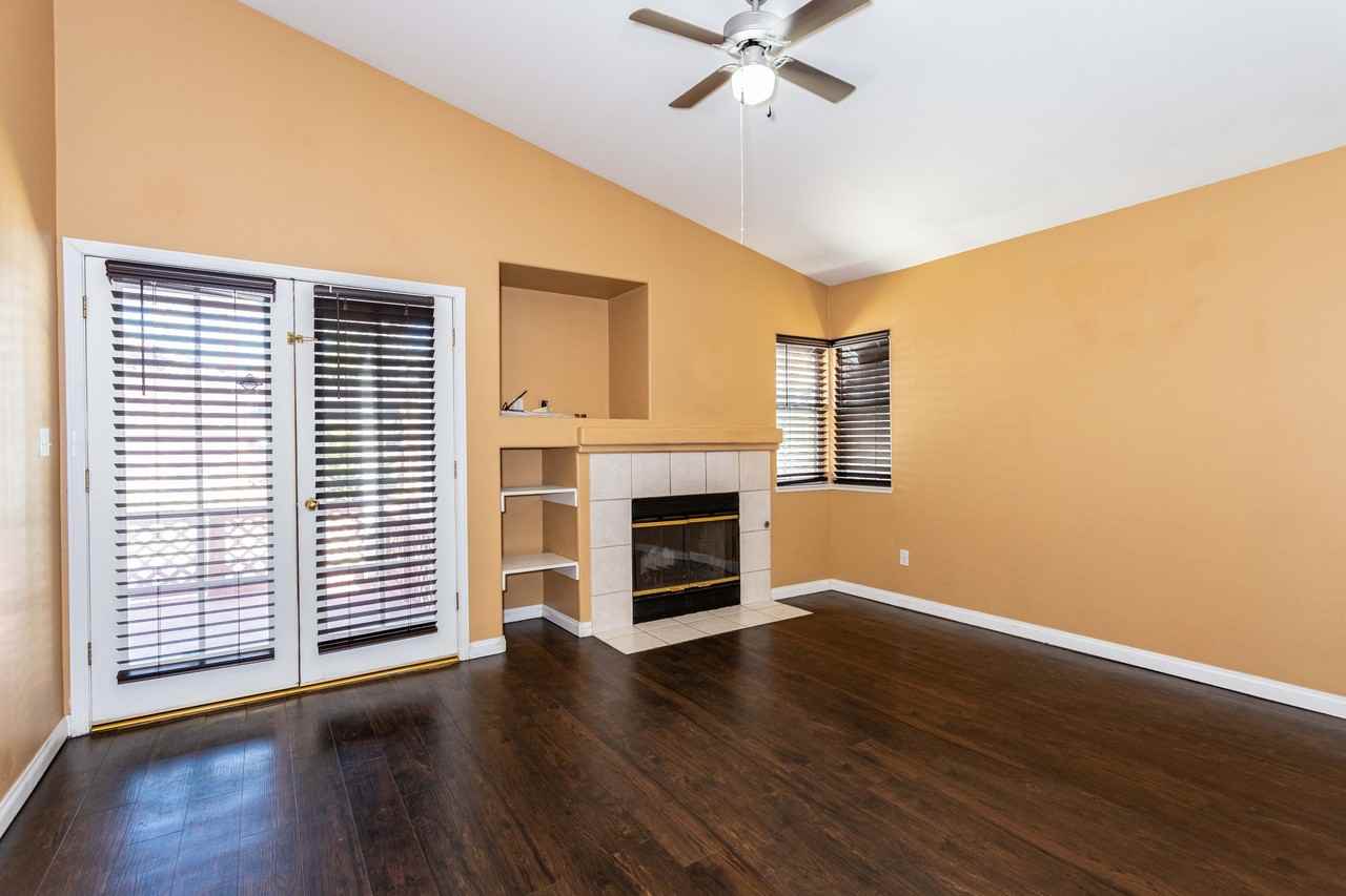 5012 Hartwick Ct #1 - Photo 5 of 27