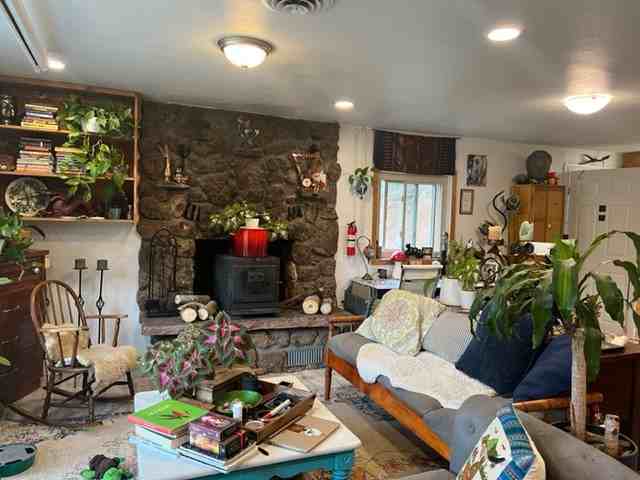 15253 S Elk Creek Rd #1 - Photo 2 of 8