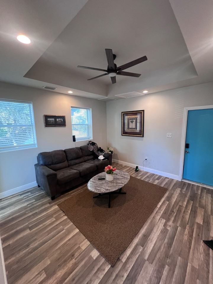 E 26th Ave - Photo 2 of 6