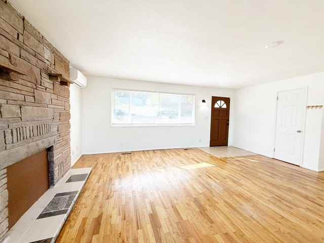 120 N Cambrian Ave #1 - Photo 6 of 30