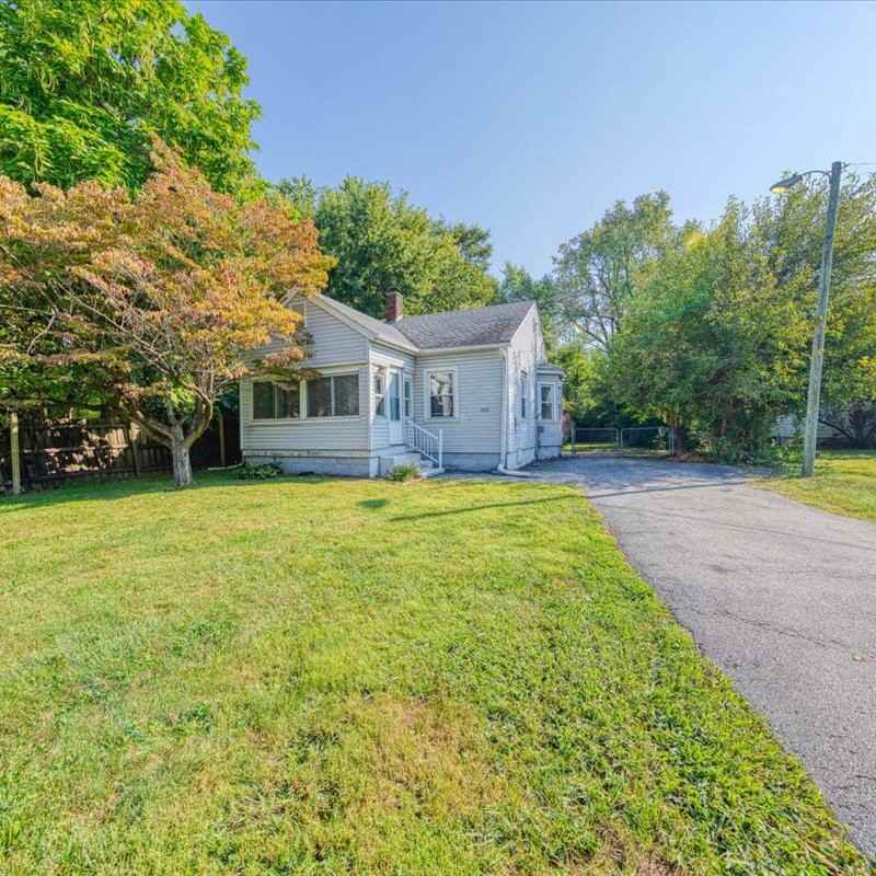 4103 Carson Ave - Photo 2 of 27