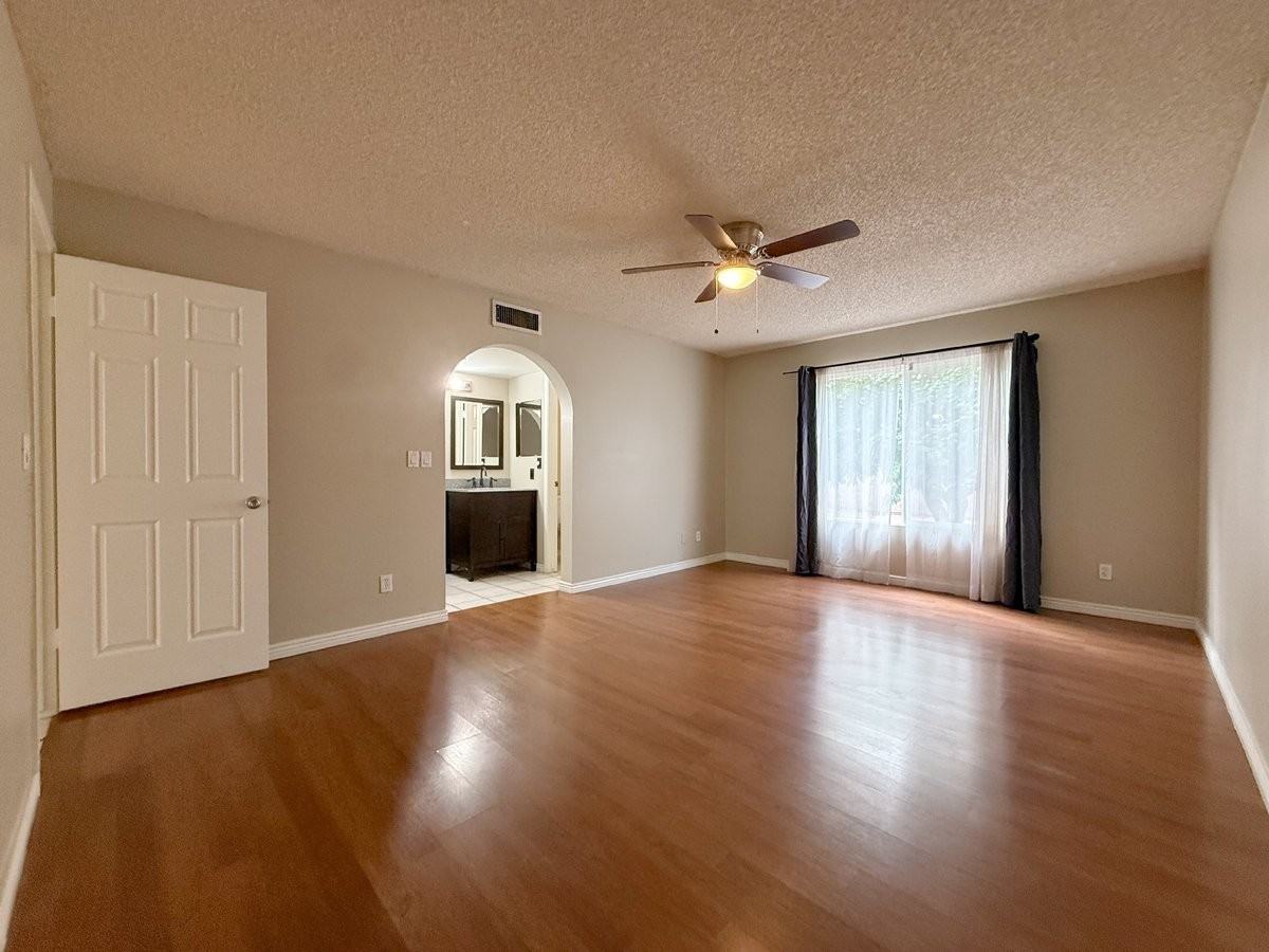 4335 W Julie Dr - Photo 6 of 50