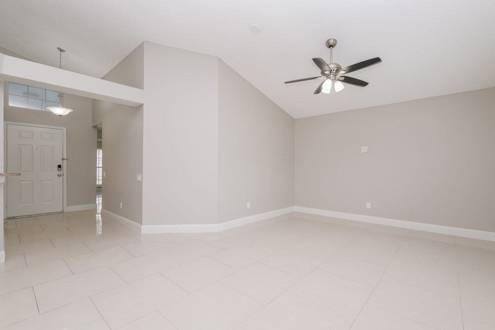 9017 Sheldon Chase Dr - Photo 4 of 16