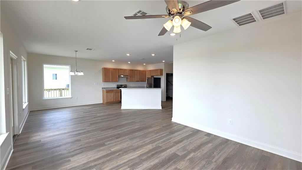 117 Timber Canal Ln - Photo 3 of 17