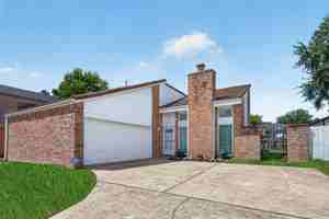 featured image of 6138 Gallant Forest Dr