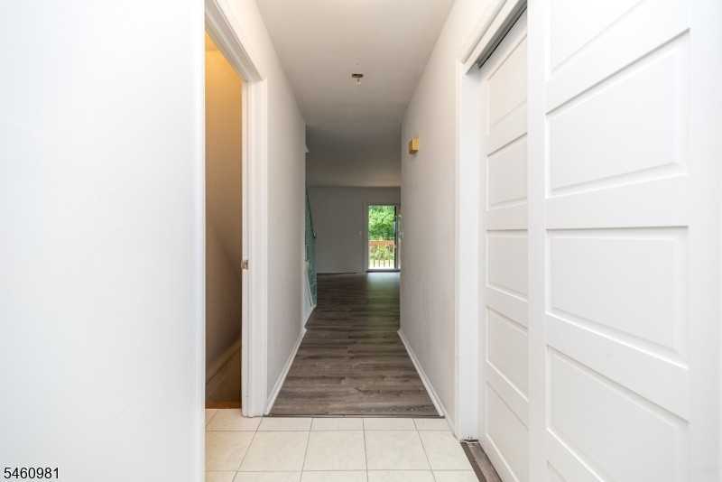 45 Coppermine Vlg - Photo 4 of 38