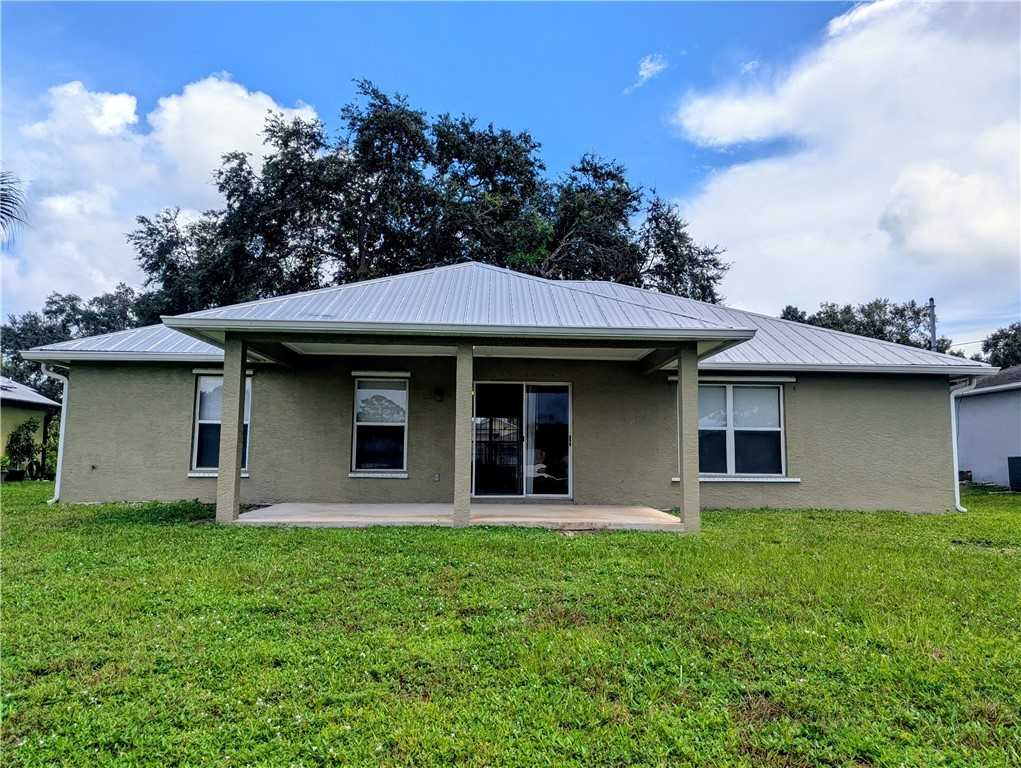 9125 100th Ct - Photo 6 of 20