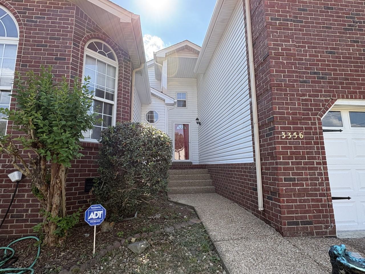 3356 Milbridge Dr - Photo 2 of 15