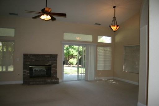 8530 N John Albert Ave - Photo 2 of 14