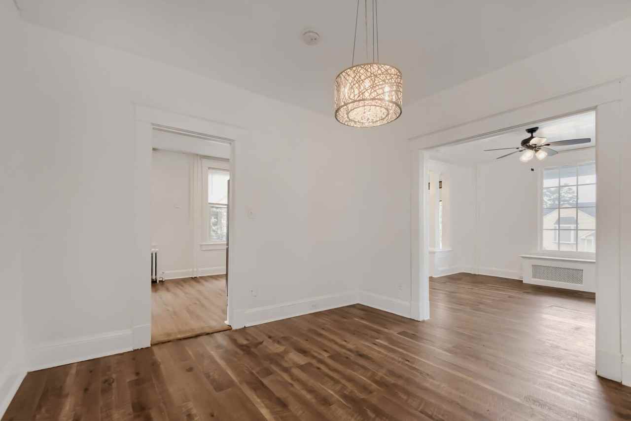 3513 Kenyon Ave - Photo 5 of 17