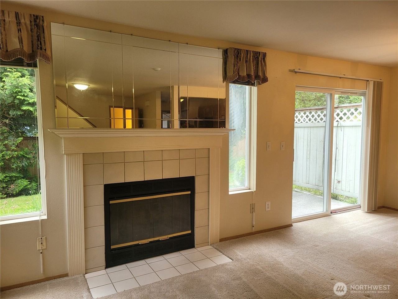 5004 168th St Sw - Photo 3 of 24