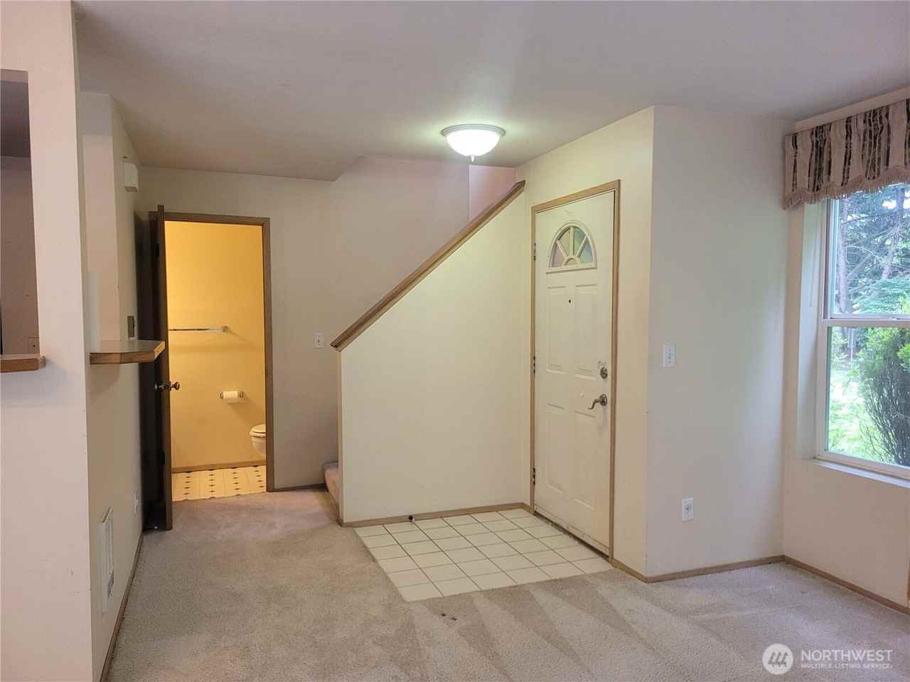 5004 168th St Sw - Photo 5 of 24