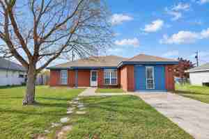 featured image of 2705 Cross Timber Dr