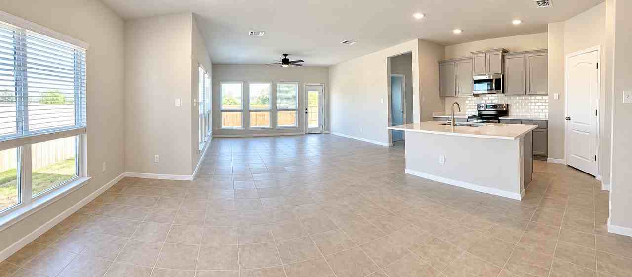3805 Mccleland Creek Trl - Photo 3 of 6