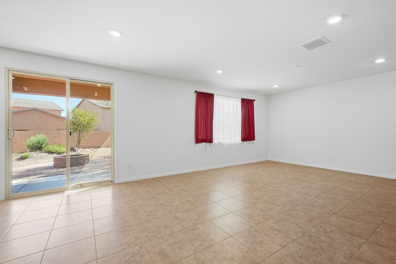 937 W Calle Tronco Seco - Photo 6 of 47