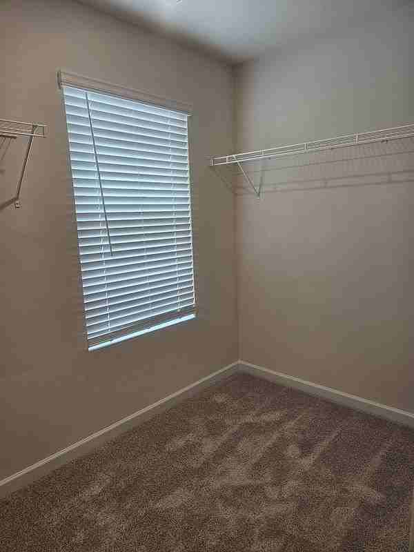 1056 Thomasville Estate Way - Photo 5 of 7