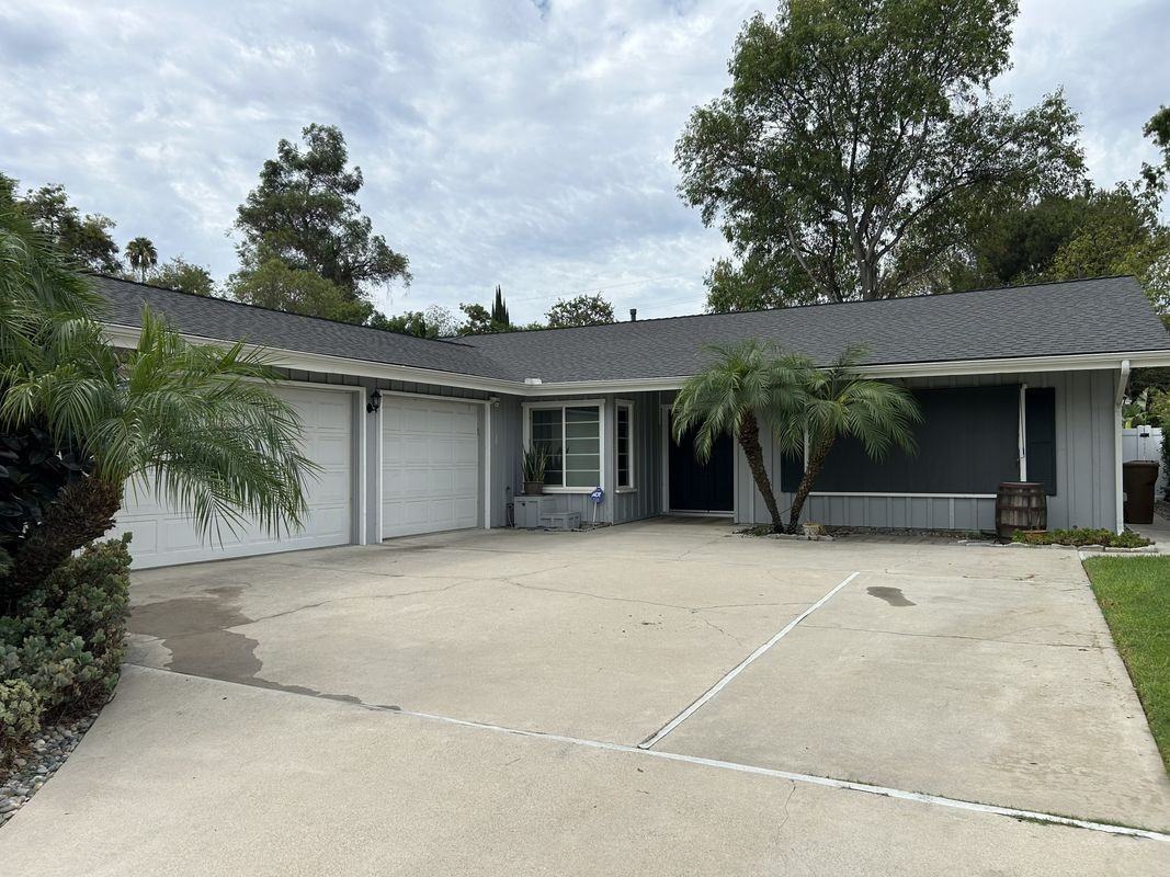 1305 Avolencia Dr - Photo 2 of 25