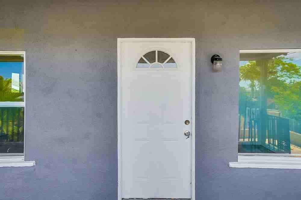 3085 Inez St - Photo 7 of 25