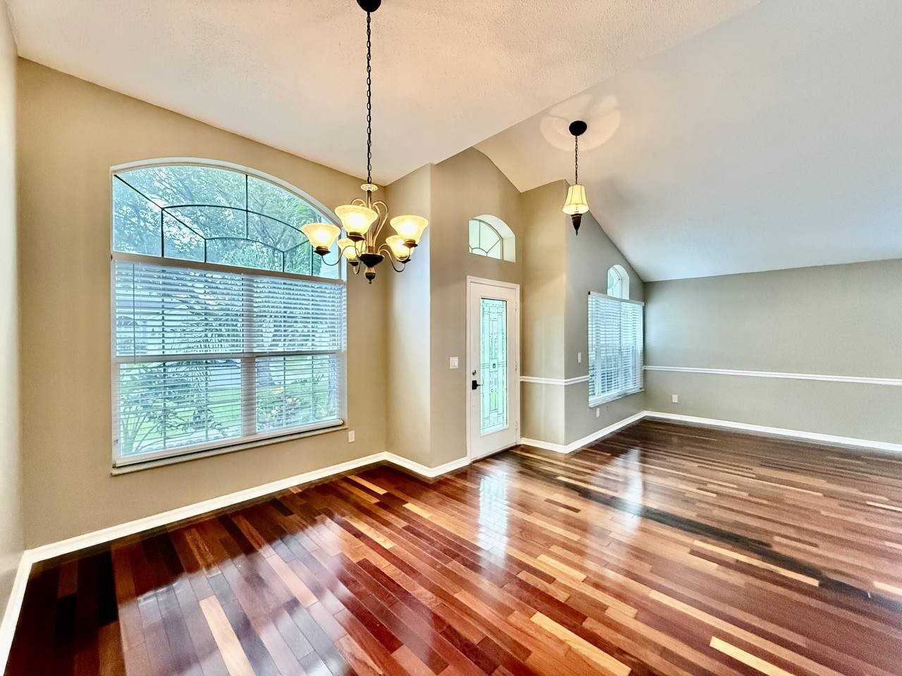 19021 Weatherstone Dr - Photo 7 of 50