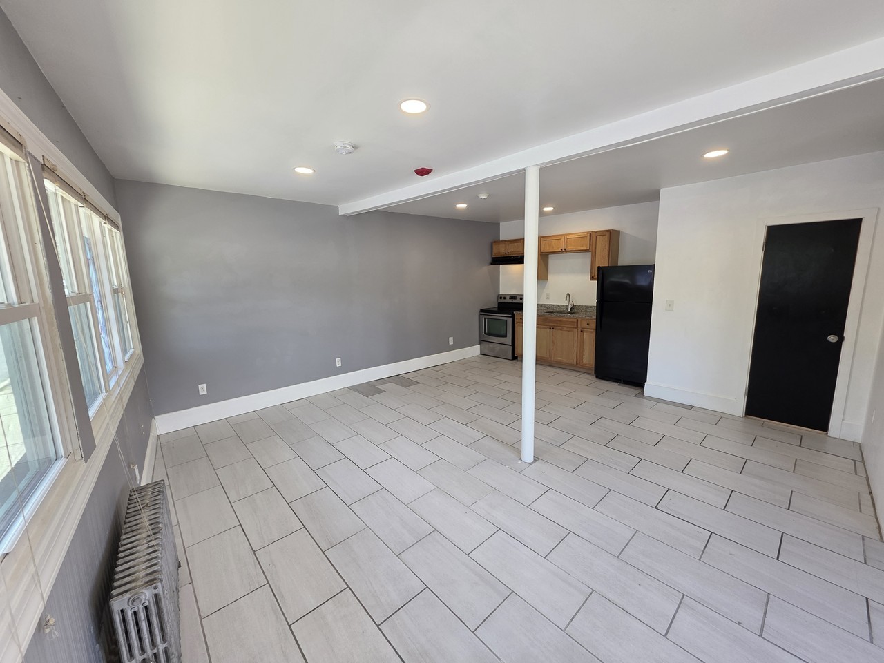 389 Bullocks Point Ave - Photo 3 of 6
