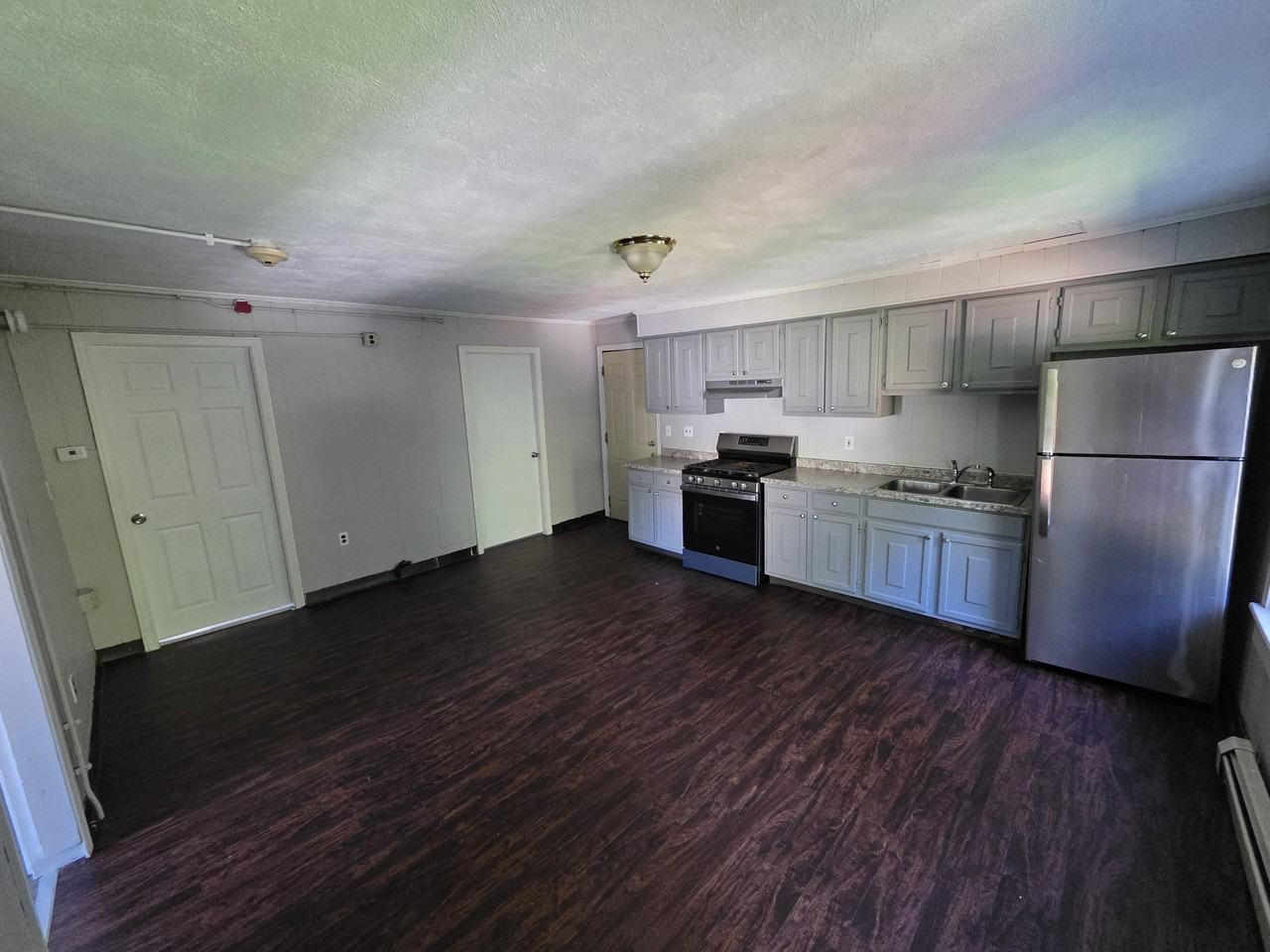 10-12 Bettez St - Photo 2 of 11