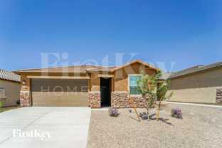 7875 N Scholes Ave - Photo 1 of 1