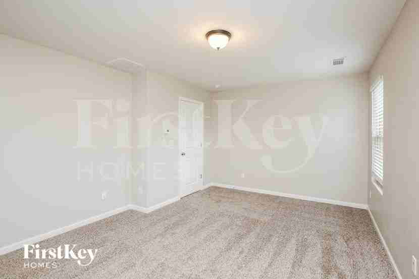 704 Nonsuch Ct - Photo 6 of 15